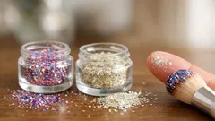 Trblietky ako mikroplasty: čo sa skrýva v glittri a prečo to rieši EÚ